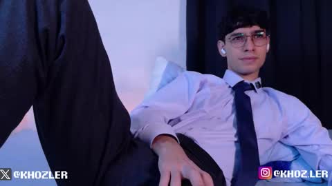 khozler_ online show from 12-23-25, 12:19