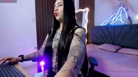 KIARA  online show from 06-15-26, 03:20