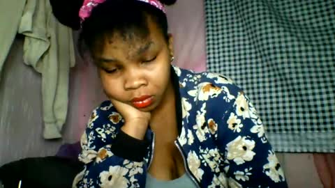kiarah 69 online show from 06-15-26, 08:33