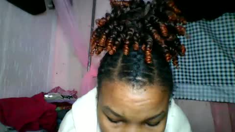 kiarah 69 online show from 06-28-26, 02:17