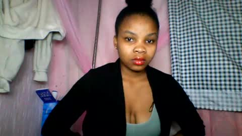 kiarah 69 online show from 07-14-26, 02:05