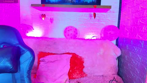 leidy  online show from 03-25-26, 11:27