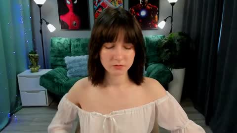 Kika online show from 04-01-26, 02:14