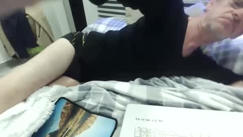 Snapshot of kiki3366 chatting on 02-10-26, 07:12 kiki3366 online show from 02-10-26, 07:12