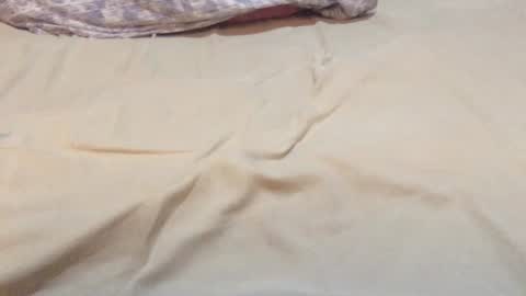 kiki3526 online show from 11-04-25, 05:56