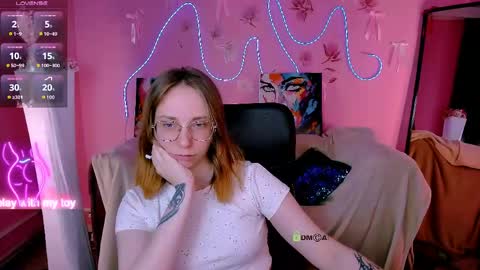 kiki_swan online show from 05-26-26, 06:09