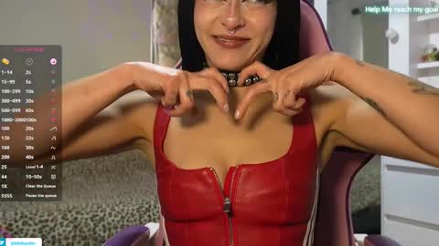 kiki online show from 11-12-25, 07:03