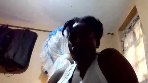 lolo online show from 12-22-25, 07:38