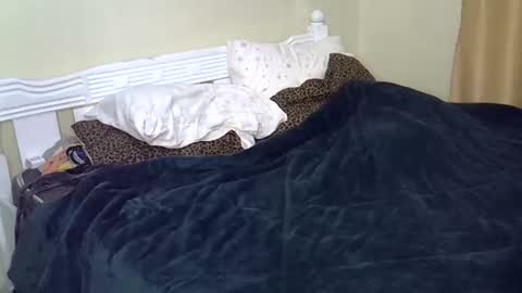 lolo online show from 12-22-25, 07:44