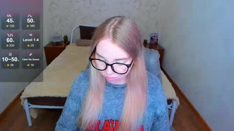 Snapshot of kim_girl_next_door chatting on 03-22-26, 11:46 KIM online show from 03-22-26, 11:46