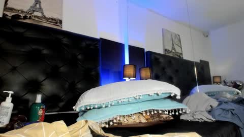 Kim Marquez online show from 03-01-26, 07:16