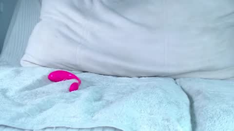 Dominika online show from 06-24-26, 04:28