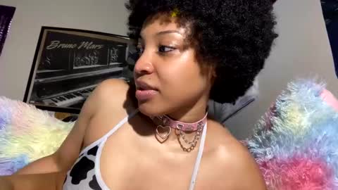 Kimi online show from 02-13-25, 01:48