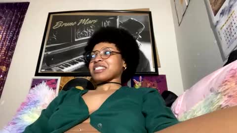 Kimi online show from 02-16-25, 01:49