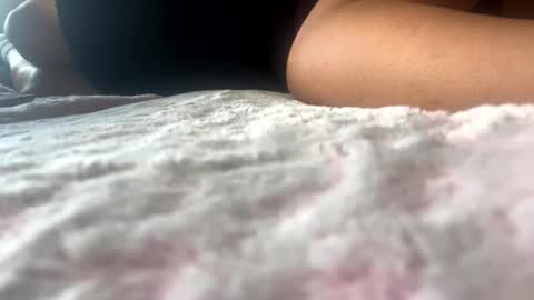 Kimi online show from 02-18-25, 05:21