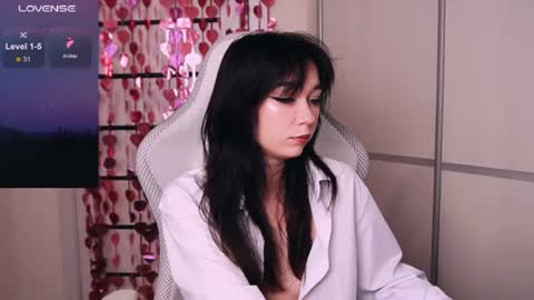 Kimiko online show from 07-25-26, 11:30