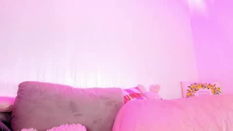 Natalie online show from 05-05-26, 04:09