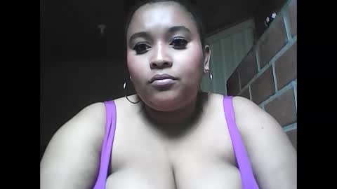 kimm88002 online show from 03-25-26, 08:04