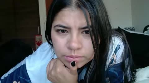Snapshot of kimmy_kimmy_ chatting on 01-09-26, 02:31 Kimmy online show from 01-09-26, 02:31
