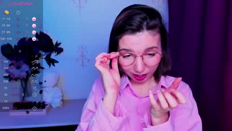 Hazel online show from 03-08-26, 03:32