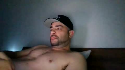 Snapshot of king_9thickxx chatting on 05-11-26, 03:12 king_9thickxx online show from 05-11-26, 03:12