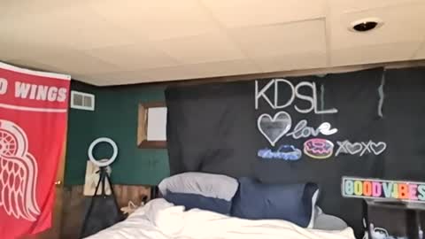 kingdaddysayless online show from 06-12-26, 11:35