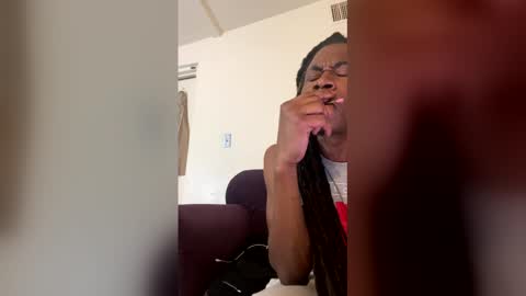 Snapshot of kingecstasyxxxddd chatting on 03-24-26, 10:37 kingecstasyxxxddd online show from 03-24-26, 10:37