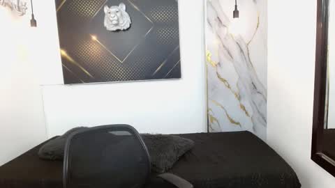 KING  online show from 03-20-26, 03:11