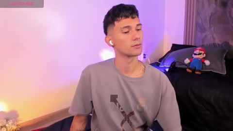  A L E X  online show from 02-05-26, 03:11