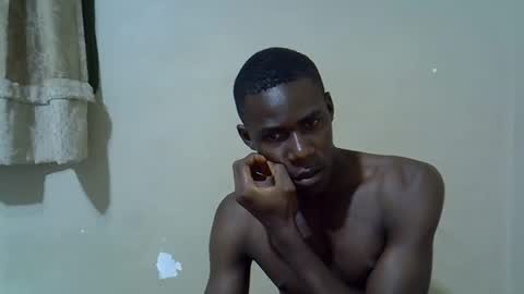 kingsleeee online show from 05-10-26, 03:01