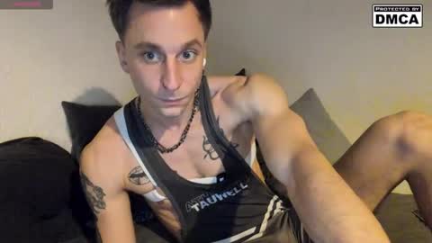 Snapshot of kinky_spidey chatting on 01-18-26, 10:13 kinky_spidey online show from 01-18-26, 10:13