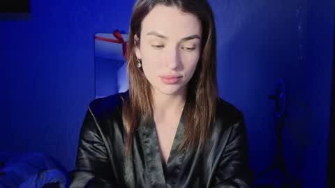 Kira love1 online show from 05-13-26, 06:05