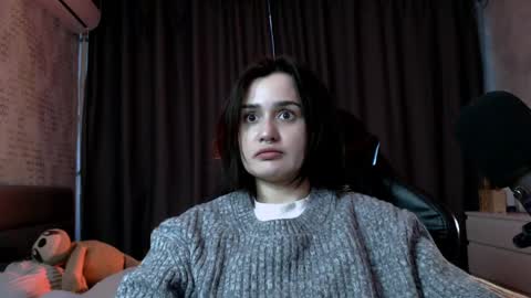 Kira  follow me  online show from 05-16-26, 12:07