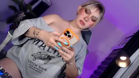 Snapshot of kiramillerxx chatting on 06-02-26, 02:02 Its your girl KIRA online show from 06-02-26, 02:02