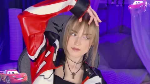 Kira online show from 05-16-26, 12:29