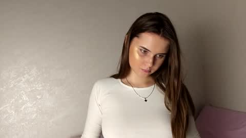 Emily online show from 03-28-26, 01:11