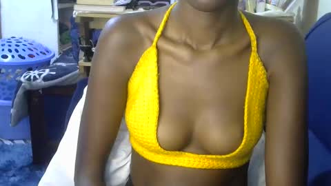 Snapshot of kiranoir1 chatting on 11-13-25, 08:08 Kira online show from 11-13-25, 08:08