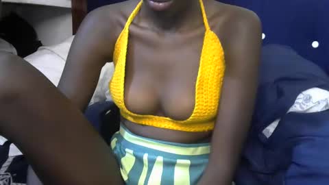 Snapshot of kiranoir1 chatting on 01-08-26, 07:43 Kira online show from 01-08-26, 07:43