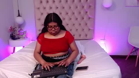 Snapshot of kiri_black_ chatting on 02-01-26, 04:05 kiri online show from 02-01-26, 04:05
