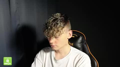 Kirill and Andrey online show from 01-12-26, 10:37