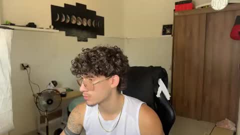 Snapshot of kisan_smith chatting on 06-20-26, 06:33 Kisan online show from 06-20-26, 06:33