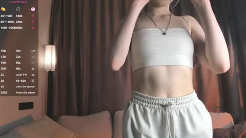 Lola online show from 05-15-26, 08:10