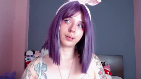 Snapshot of kitsunearineko chatting on 06-08-26, 01:28 Ari Keimiwrights online show from 06-08-26, 01:28