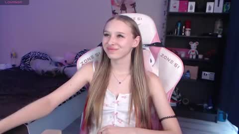 kitsuneyX online show from 06-25-26, 05:12