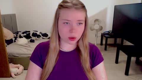 Jennyblonde and Emmabrunette online show from 11-10-25, 11:53