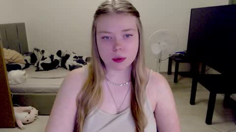 Jennyblonde and Emmabrunette online show from 11-20-25, 02:28