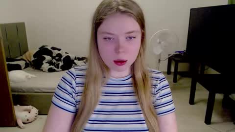Jennyblonde and Emmabrunette online show from 11-21-25, 02:38