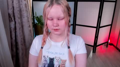 kittenxoann online show from 04-30-26, 05:52