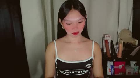 Snapshot of kitteylovesyou chatting on 02-13-26, 09:55 KITTY online show from 02-13-26, 09:55