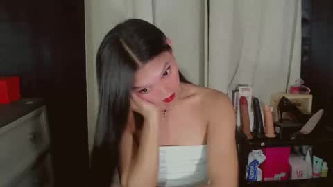 Snapshot of kitteylovesyou chatting on 02-26-26, 11:53 KITTY online show from 02-26-26, 11:53